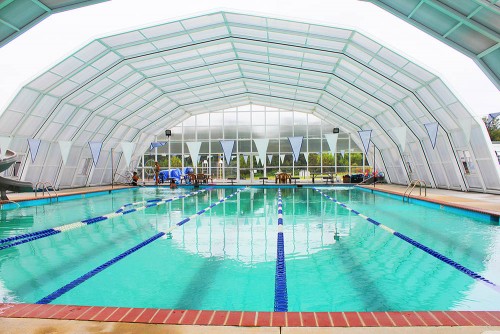 Polycarbonate swimming pool cover