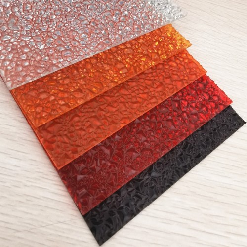 Embossed polycarbonate sheet