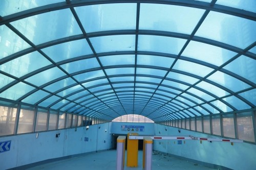 Solid polycarbonate sheet